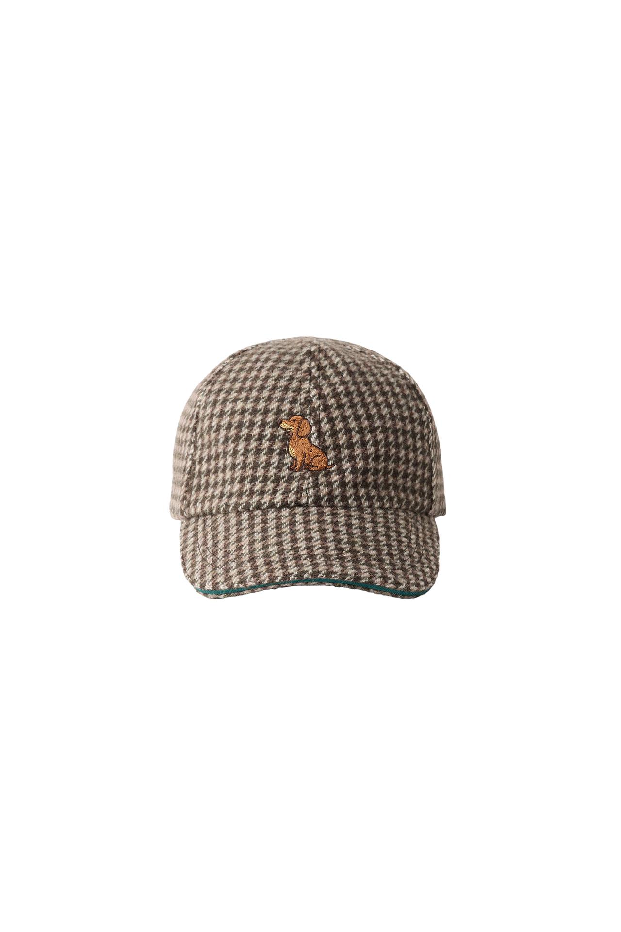 HOUNDSTOOTH CAP WITH EMBROIDERED DOG AND WOOL BLEND