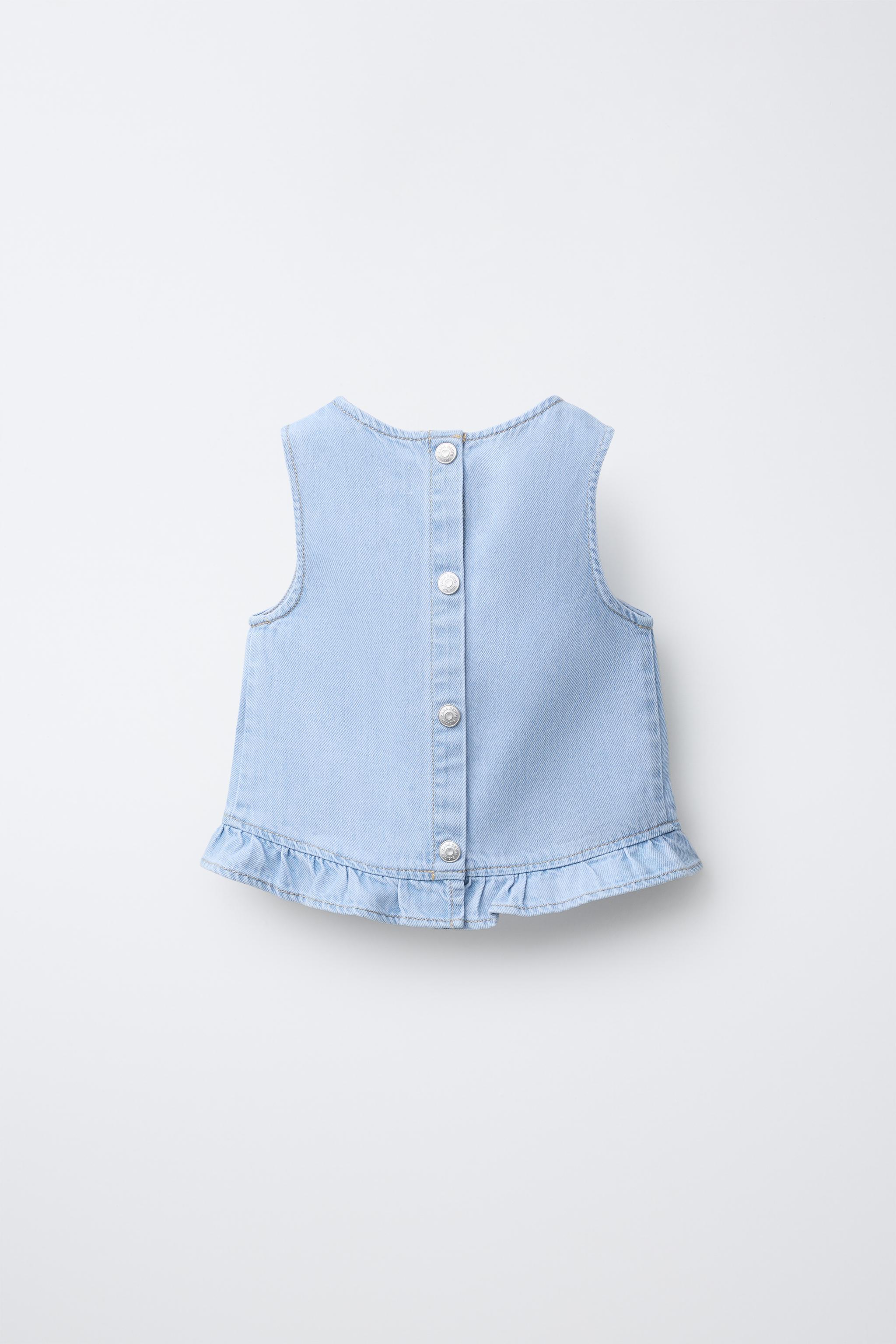 RUFFLED DENIM TOP