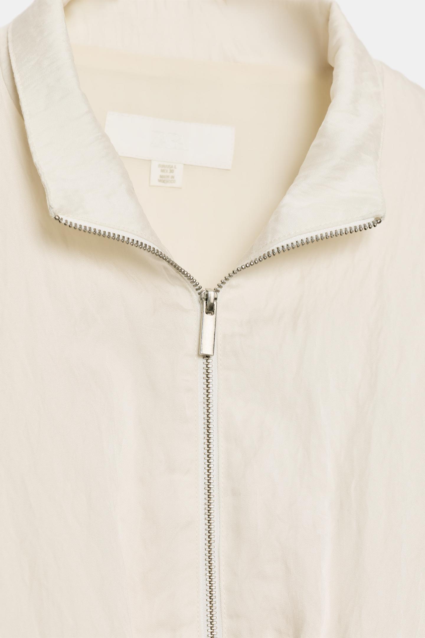 Женская куртка Zara Crumpled Effect Drawstring Bomber, цвет: Экрю — фото 9