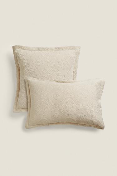 POSZEWKA NA PODUSZKĘ DEKORACYJNĄ Z GEOMETRYCZNYM MOTYWEM - Beżowy Zara