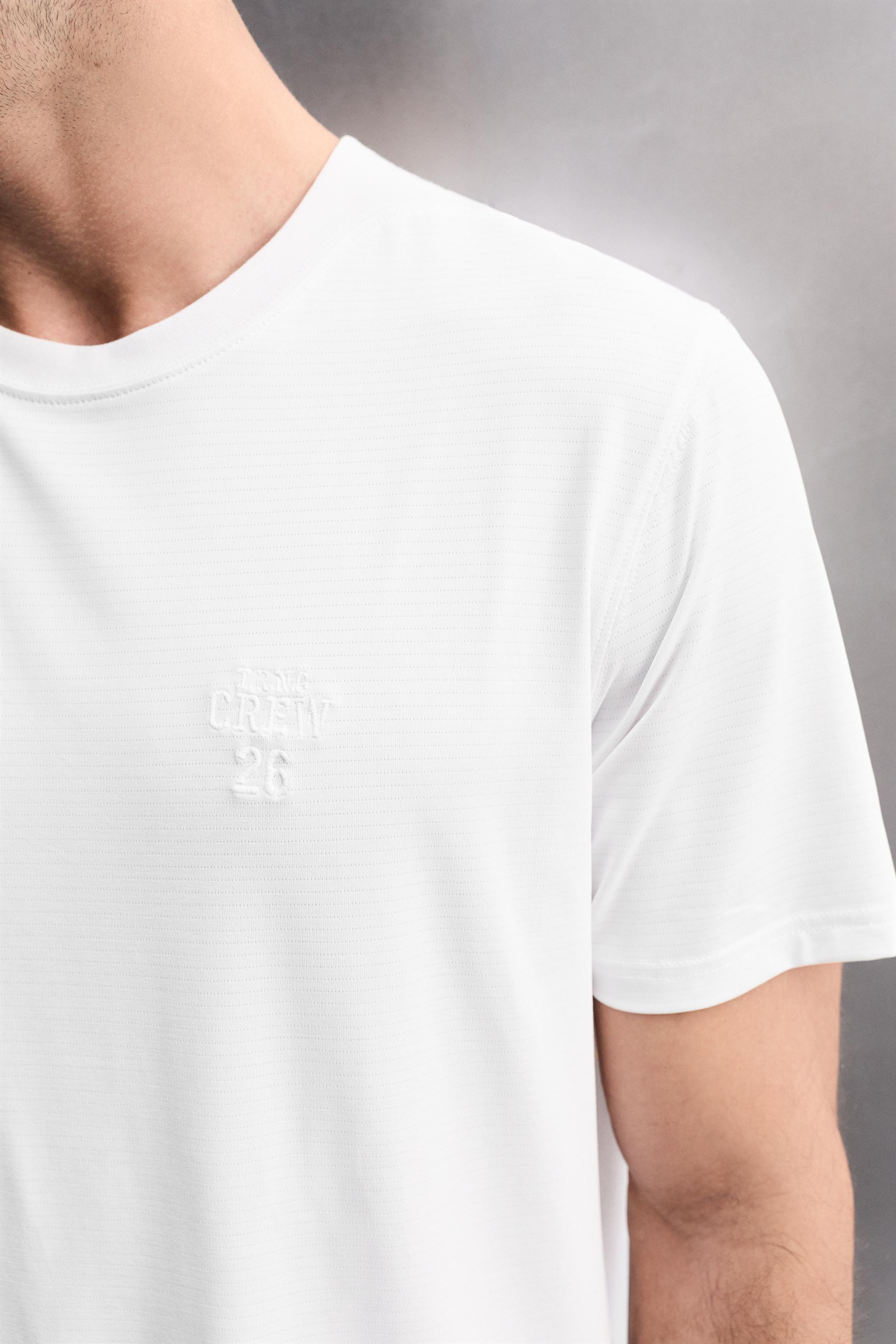 T-SHIRT TECHNIQUE TRAINING