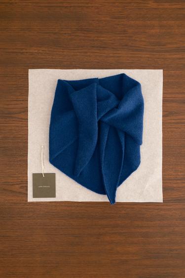 ZARA TIMELESS - FOULARD 100 % CACHEMIRE - Bleu roi de Zara - Image 2