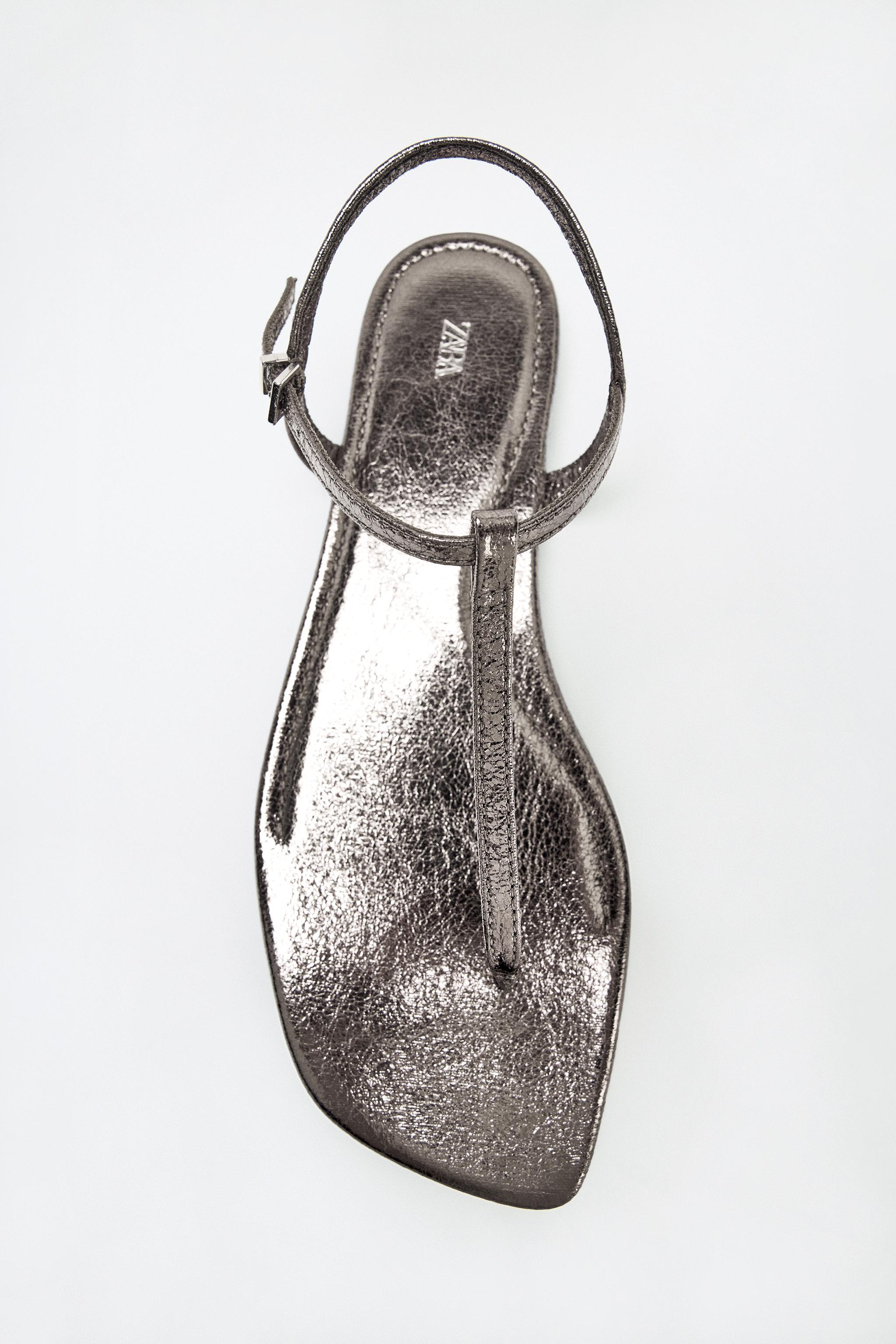 METALLIC FLAT SANDALS