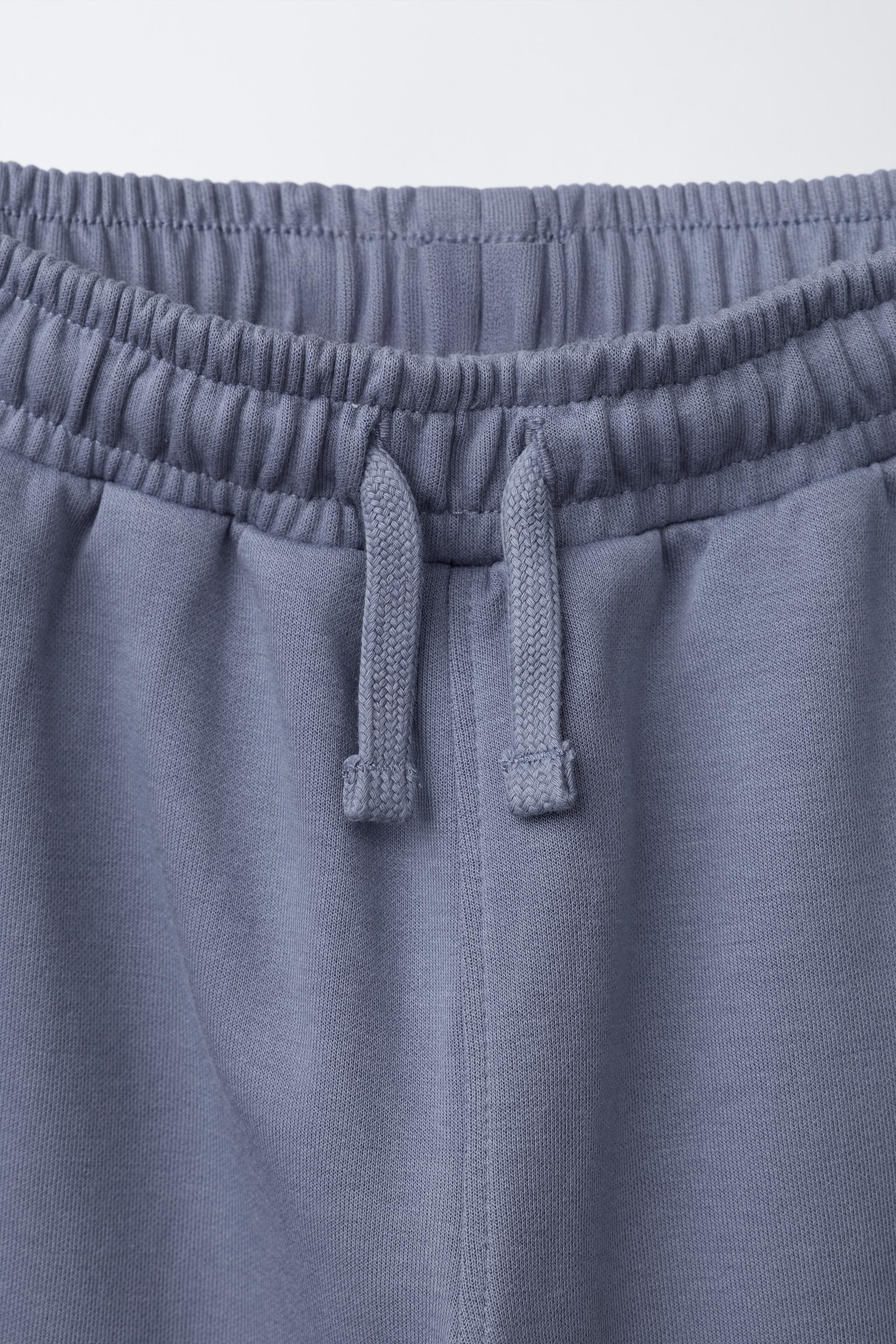 SWEATSHIRT AND JOGGER PANTS SET WITH TEXT