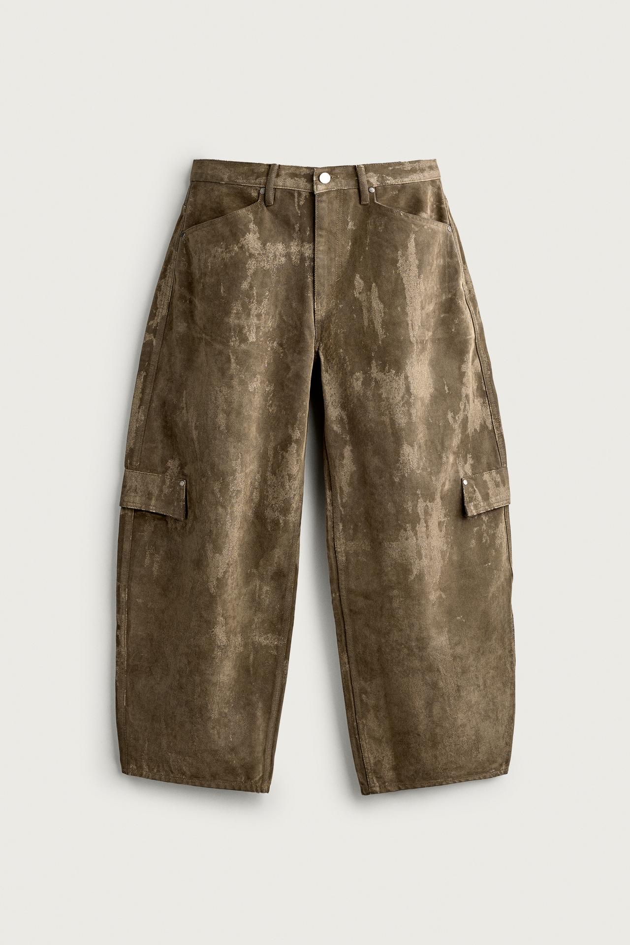 FLOCKED BALLOON FIT CARGO PANTS — Ecru