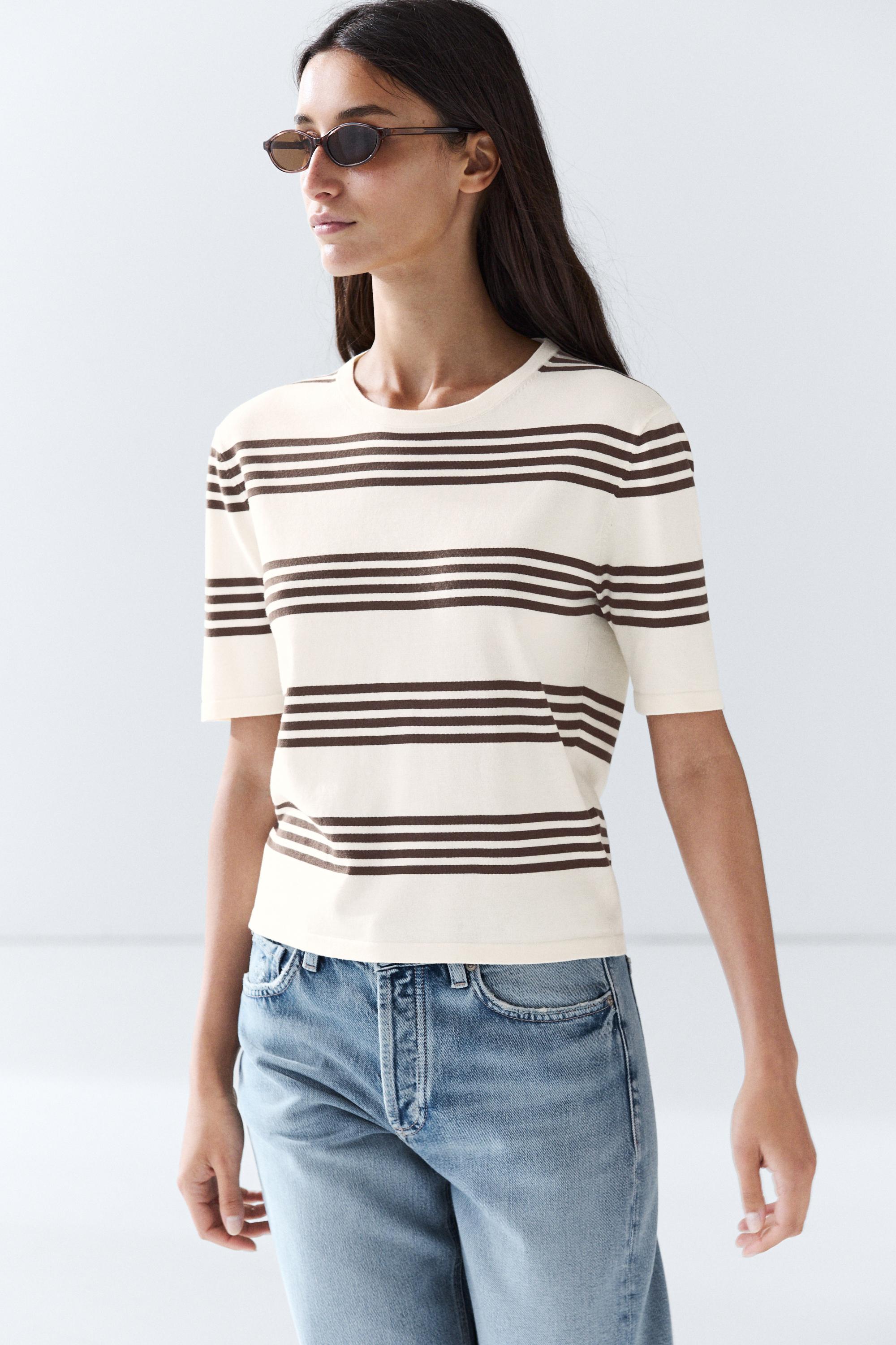 Pull en maille à rayures manches courtes