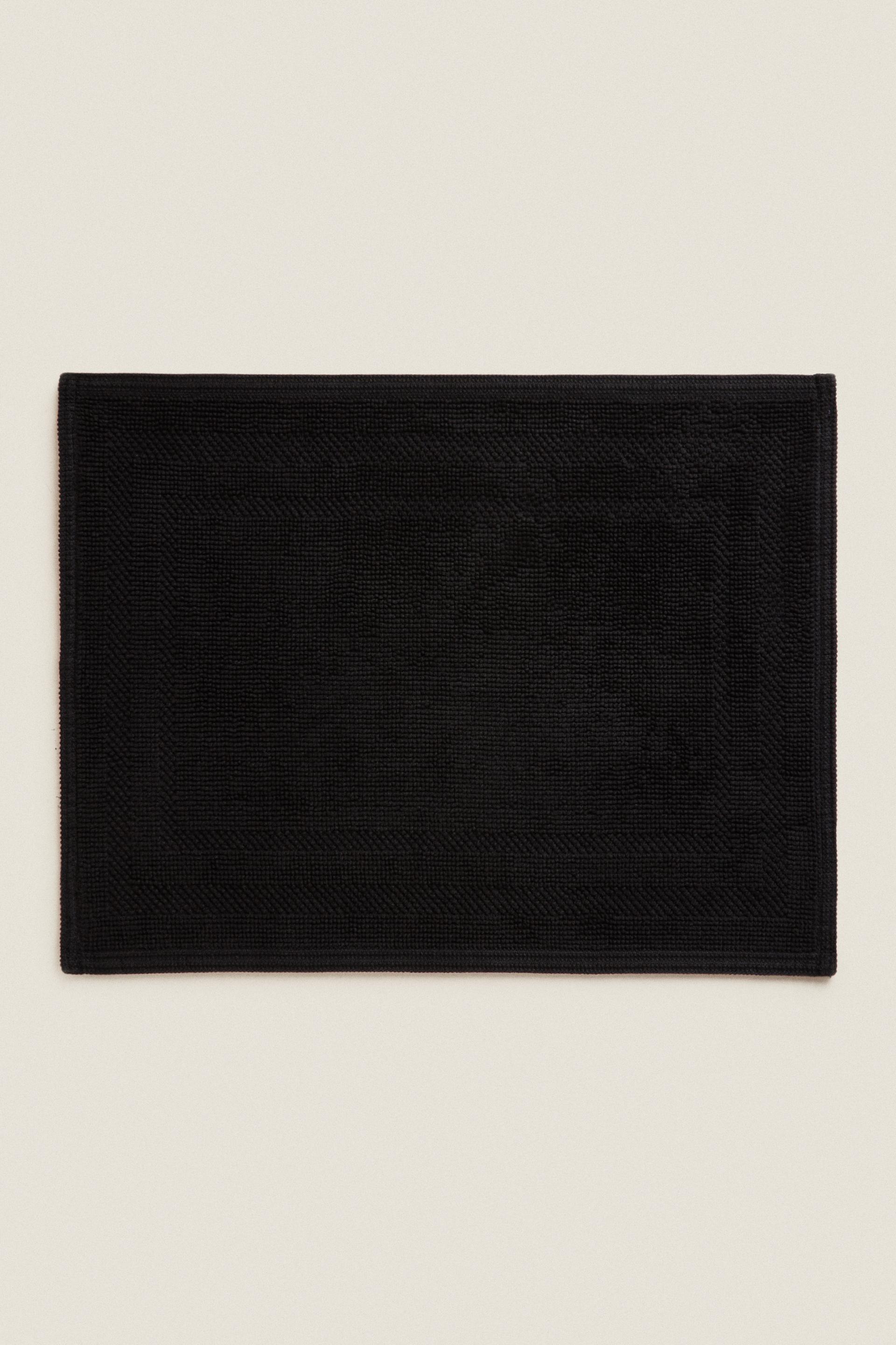 NON-SLIP PLAIN BATH MAT - Black | ZARA United States