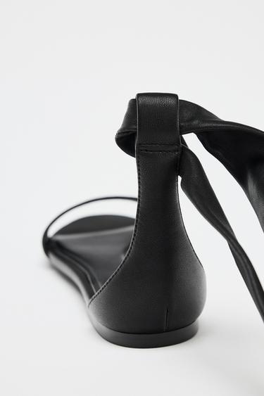SANDALES PLATES À BRIDES EN CUIR - Noir de Zara - Image 6