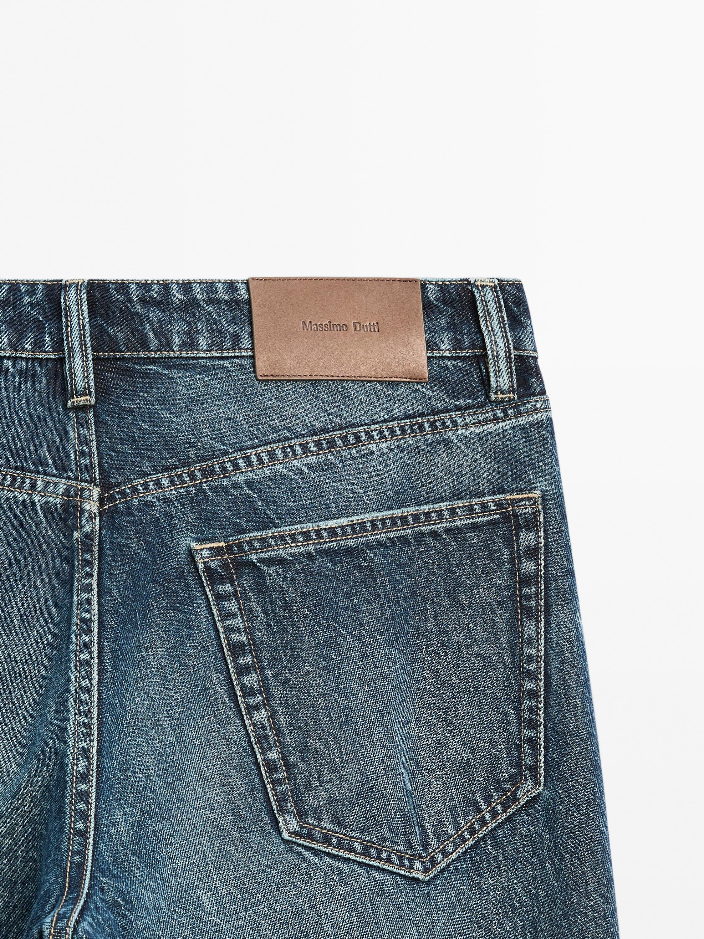 Tapered fit jeans