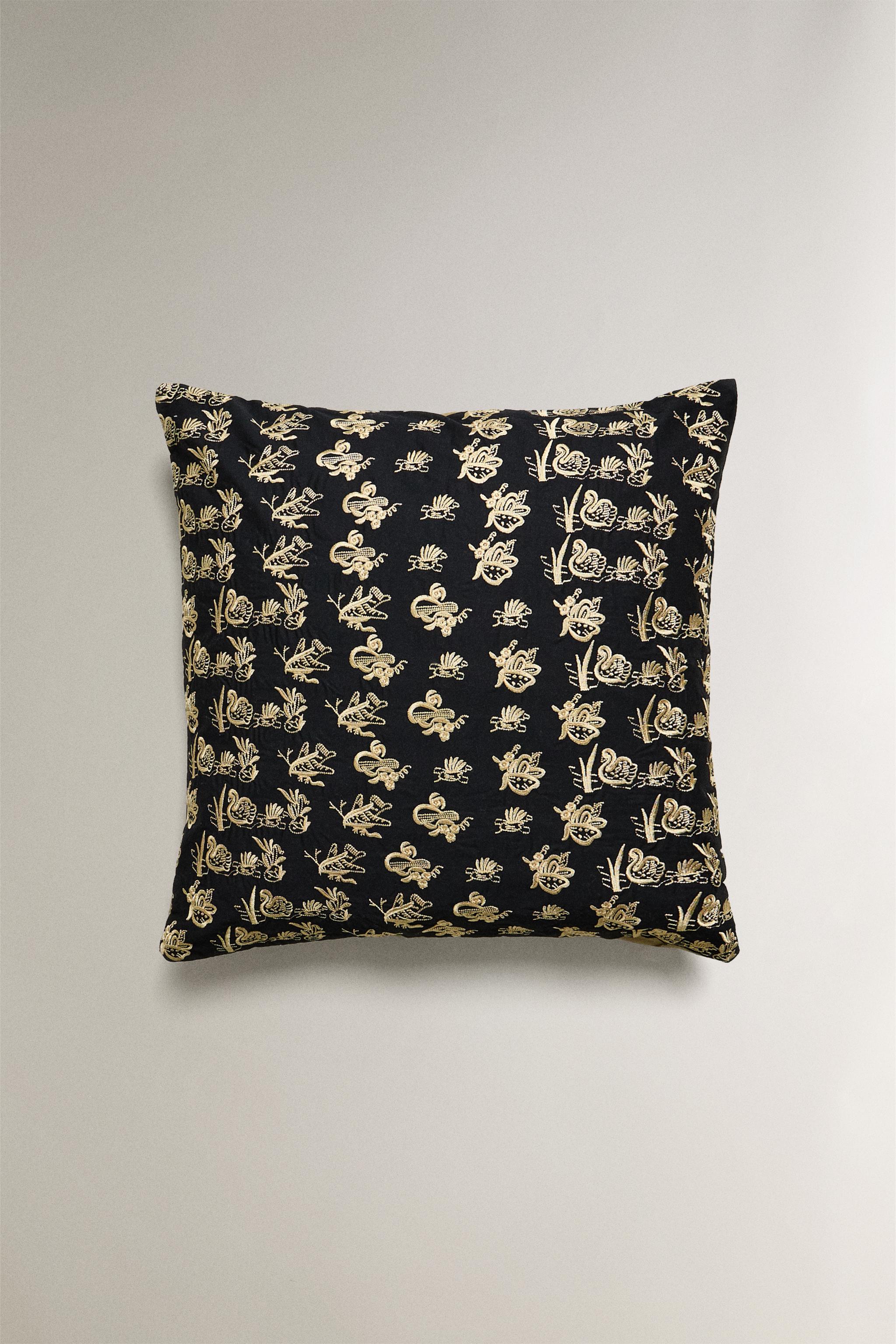 EMBROIDERED THROW PILLOW COVER