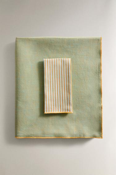 COTTON TABLECLOTH WITH CONTRAST EDGE - Green by Zara