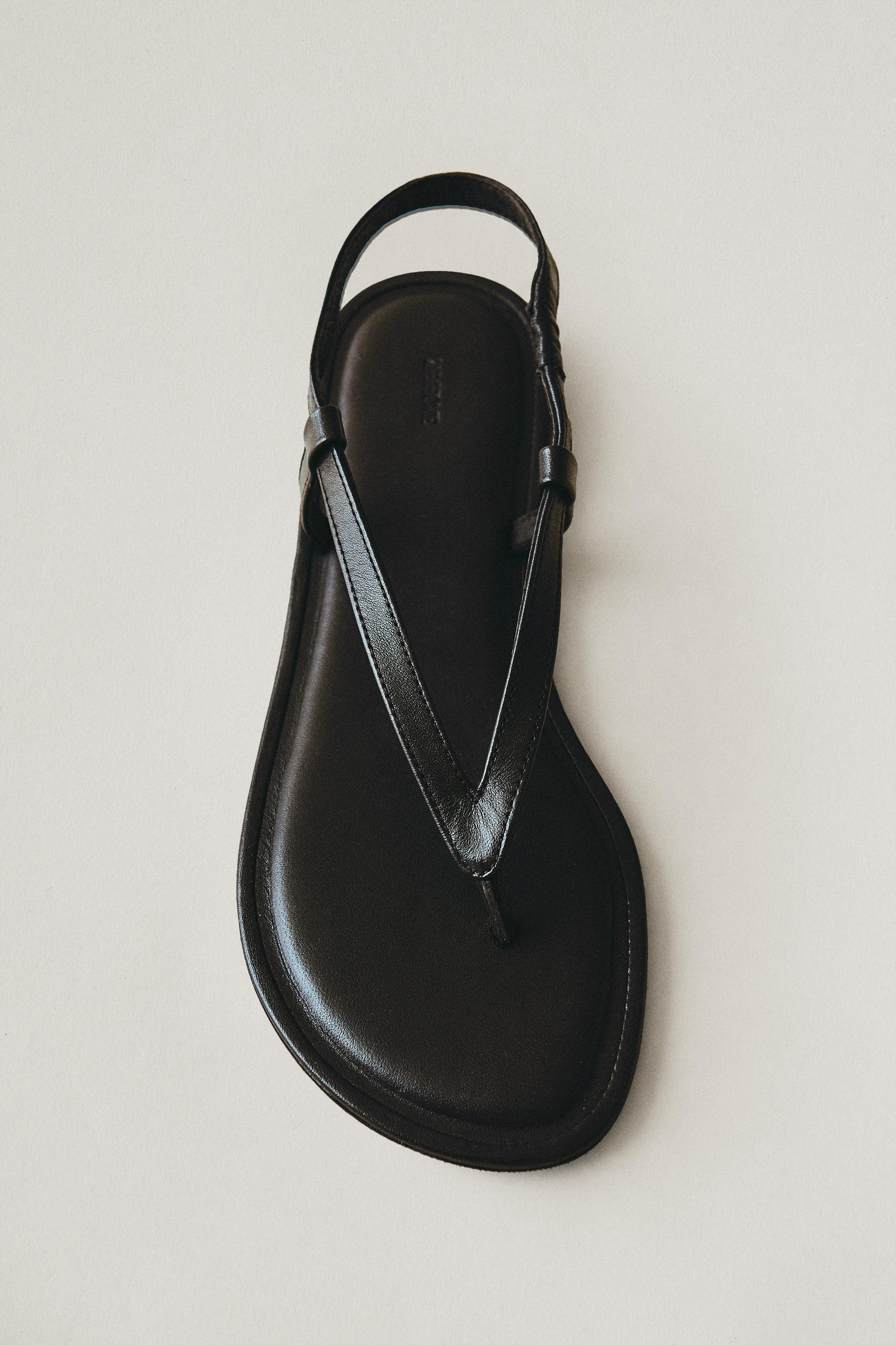 FLAT LEATHER SANDALS