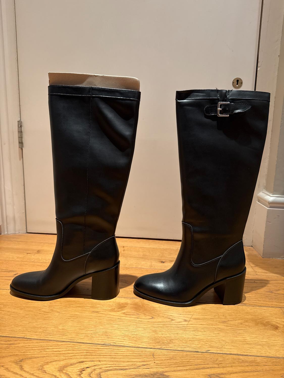 BUCKLE DETAIL HEEL BOOTS - Image 3