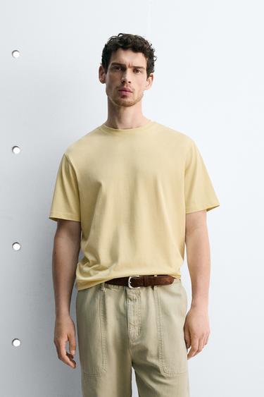 MEDIUM WEIGHT SHORT SLEEVE T-SHIRT - Yellow by Zara