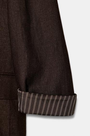 VESTE AVEC LIN À MANCHES RETROUSSÉES - Marron foncé de Zara - Image 6