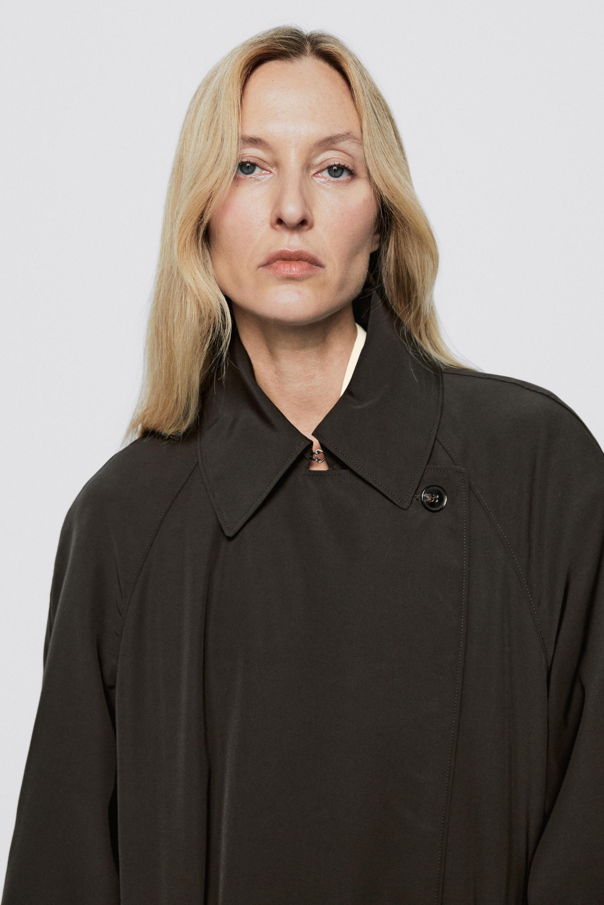 Fluid trench coat with lapel detail - LIMITED EDITION