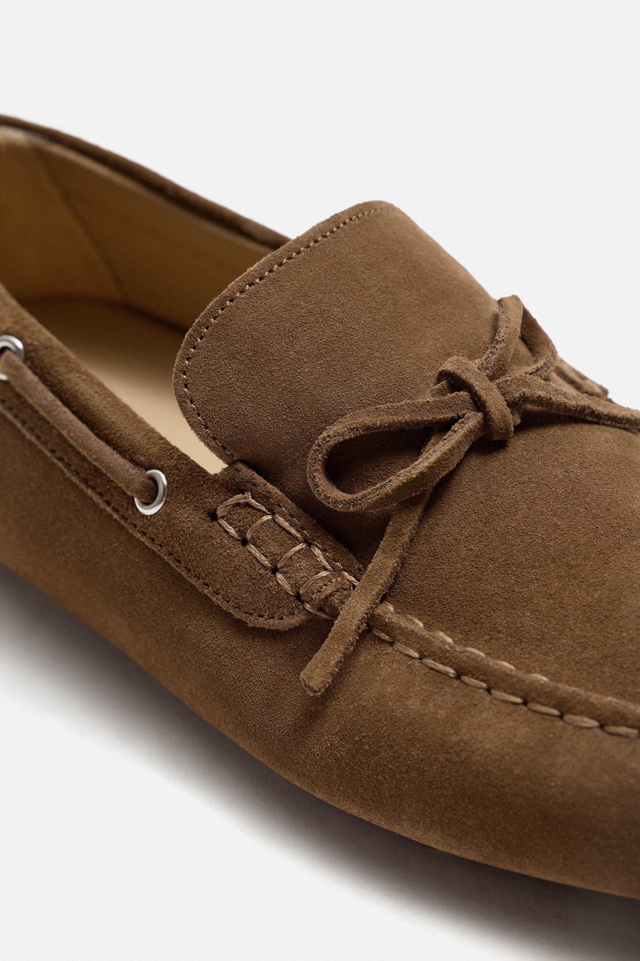 CASUAL LEATHER LOAFERS