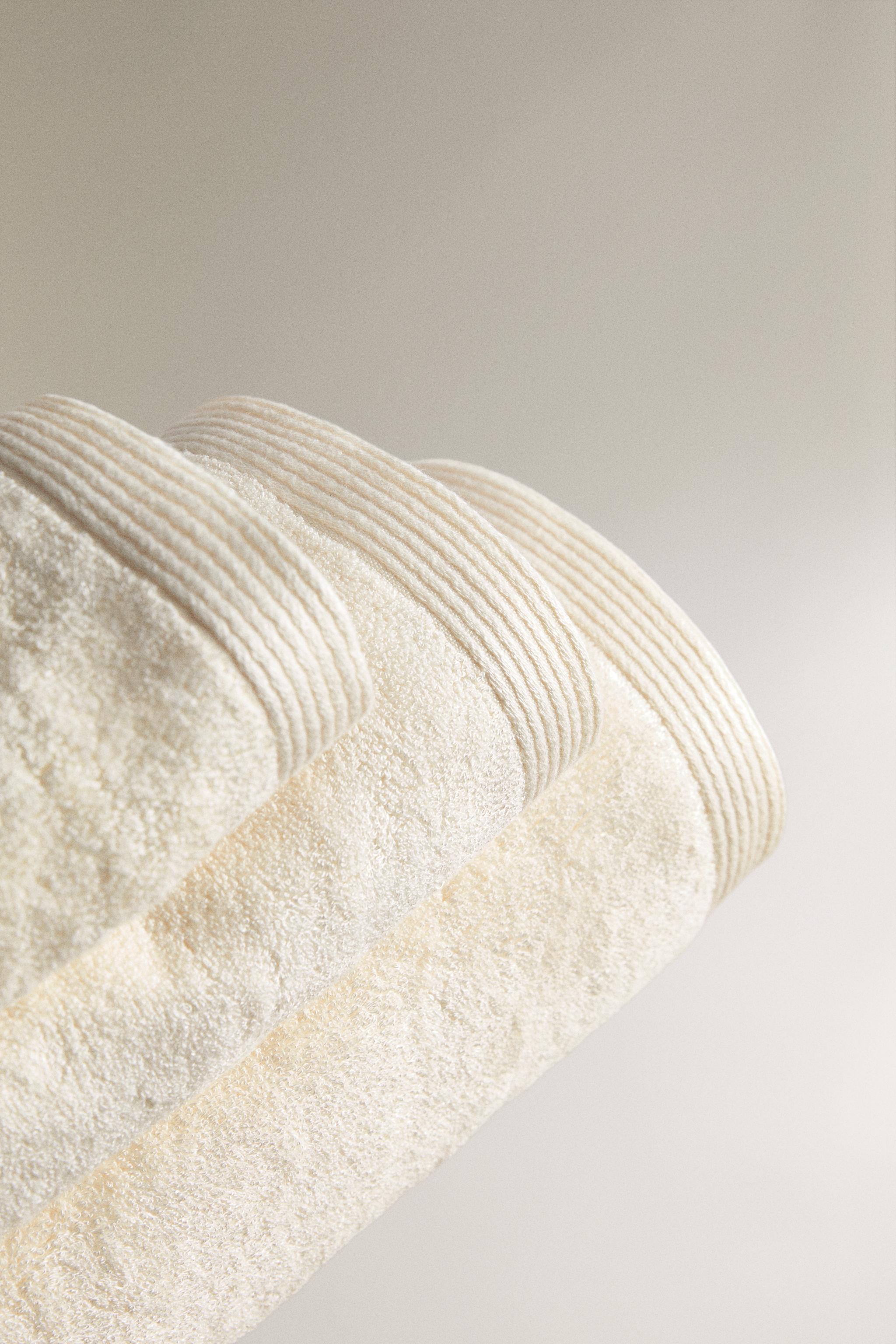SERVIETTE DE BAIN MÉLANGE SOIE (600 GXM²)