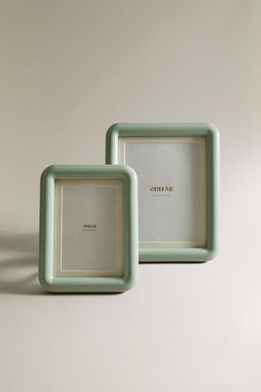 MOLDURA ÂNGULOS ARREDONDADOS - Verde da Zara - Imagem 0