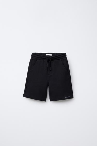 COMFORT STRAIGHT PLUSH BERMUDA SHORTS - Black by Zara