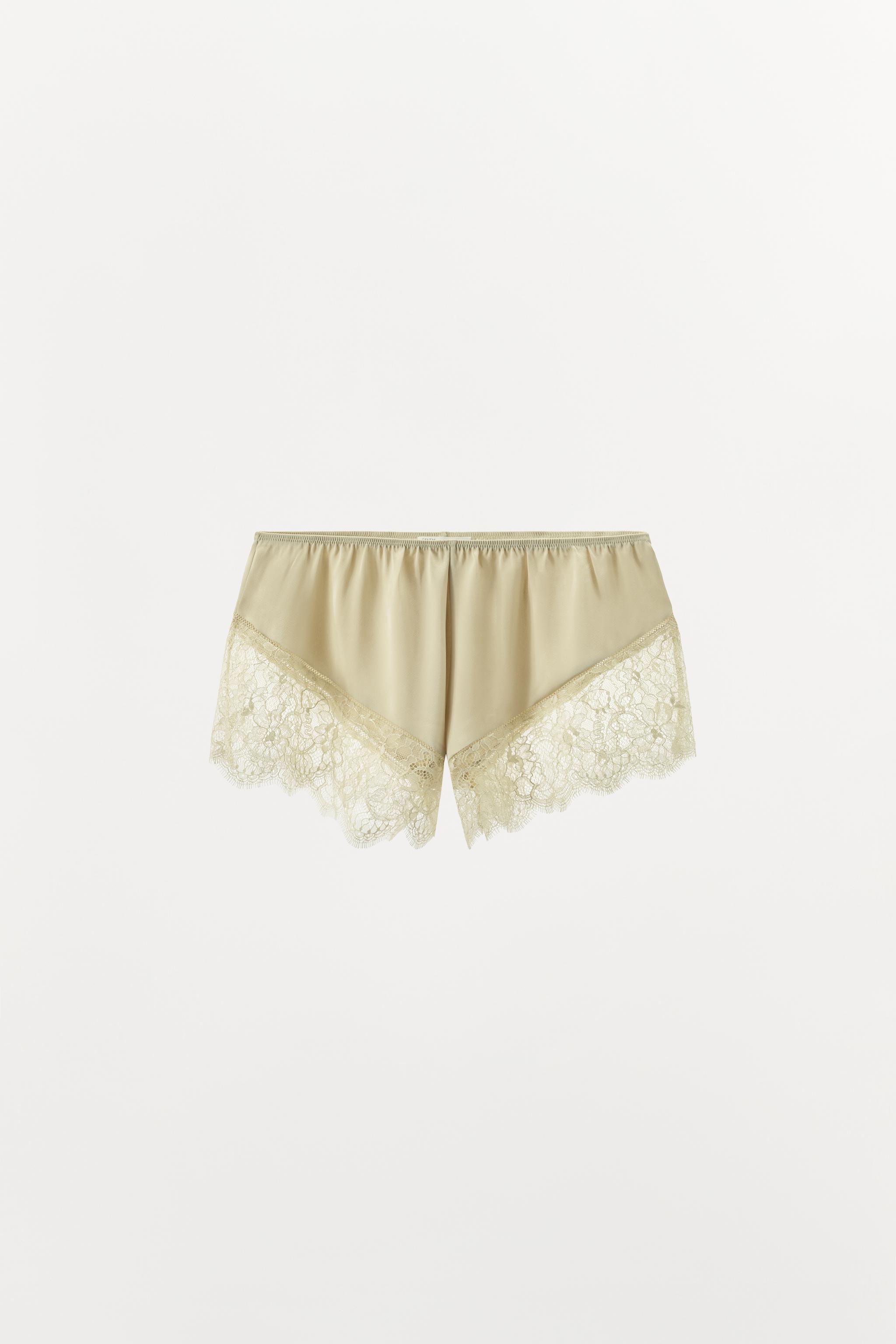 Dolce&Gabbanaランジェリーショートパンツ サテン レース LIMITED EDITION サテンレースショートパンツ - バニラ | ZARA
