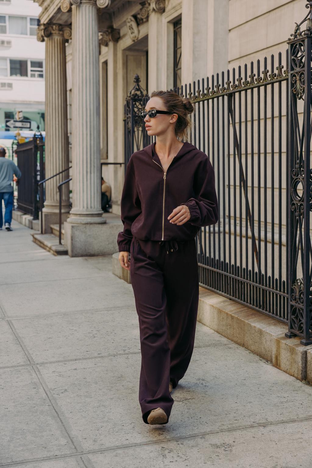 CHAQUETA BOMBER CAPUCHA