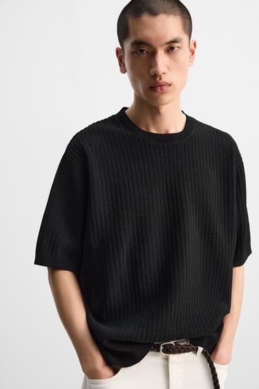 TEXTURED KNIT SWEATER - Black by Zara