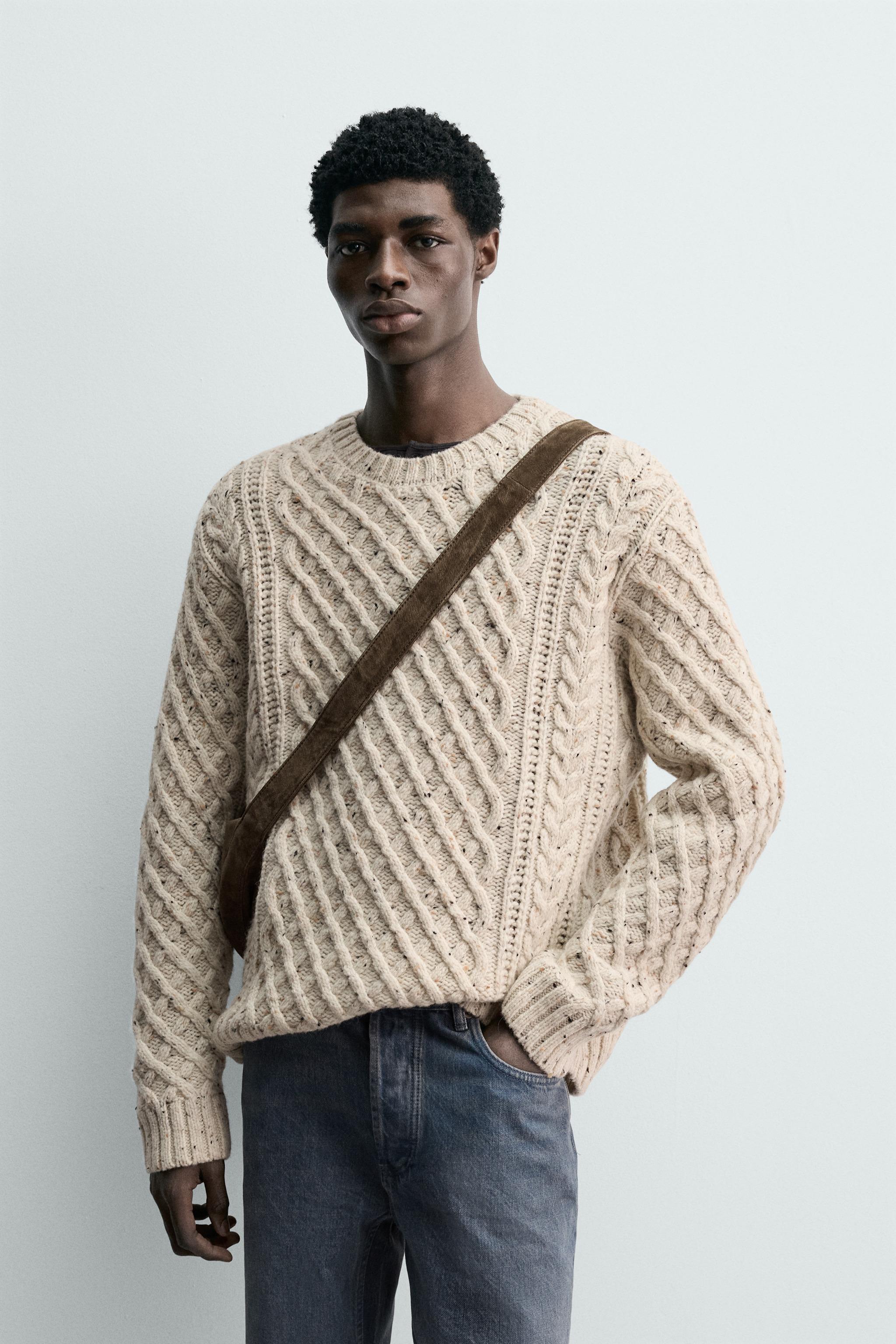 WOOL CABLE KNIT JUMPER