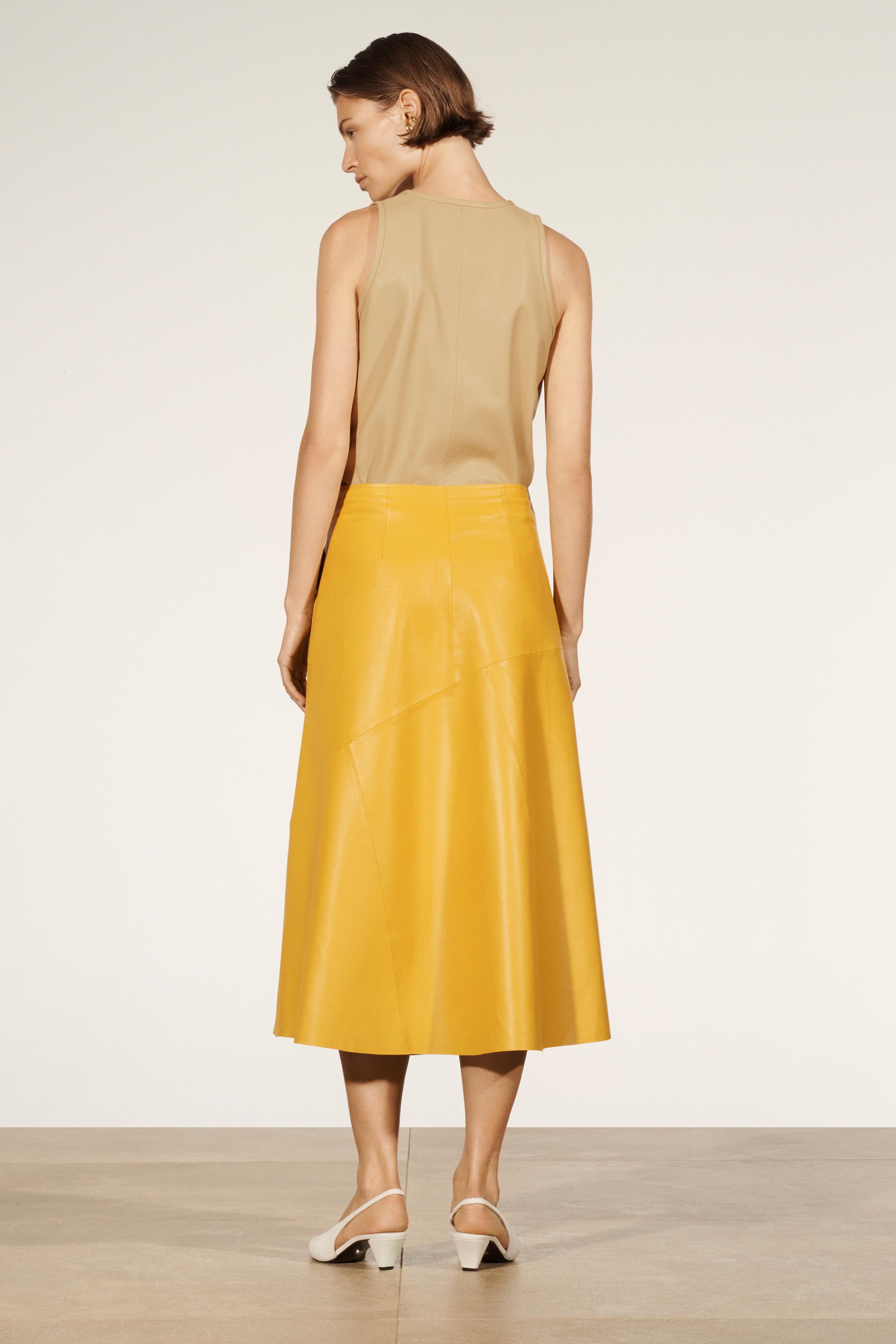 Zara satin 2024 skirt yellow