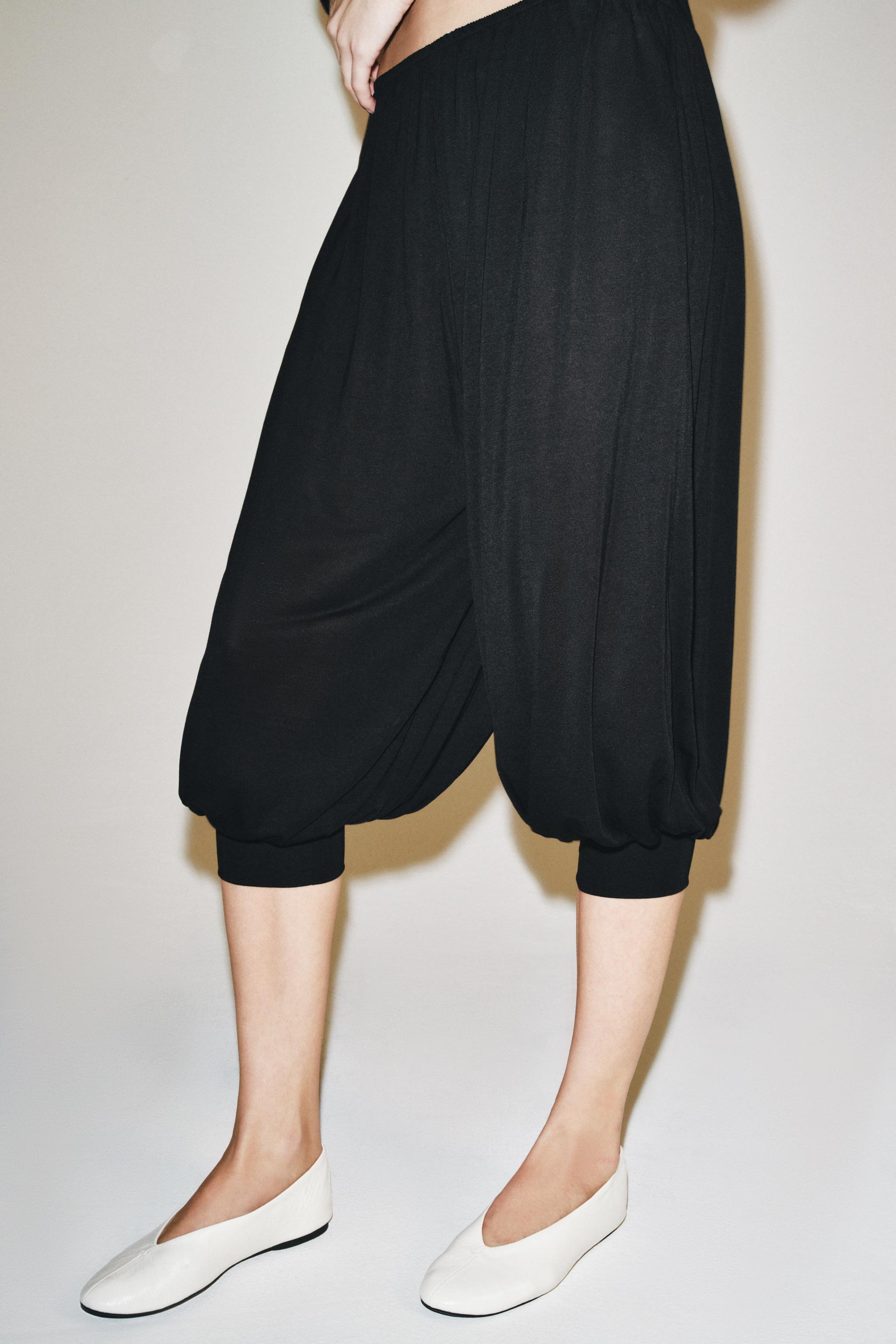 BALLOON PANTS — Black