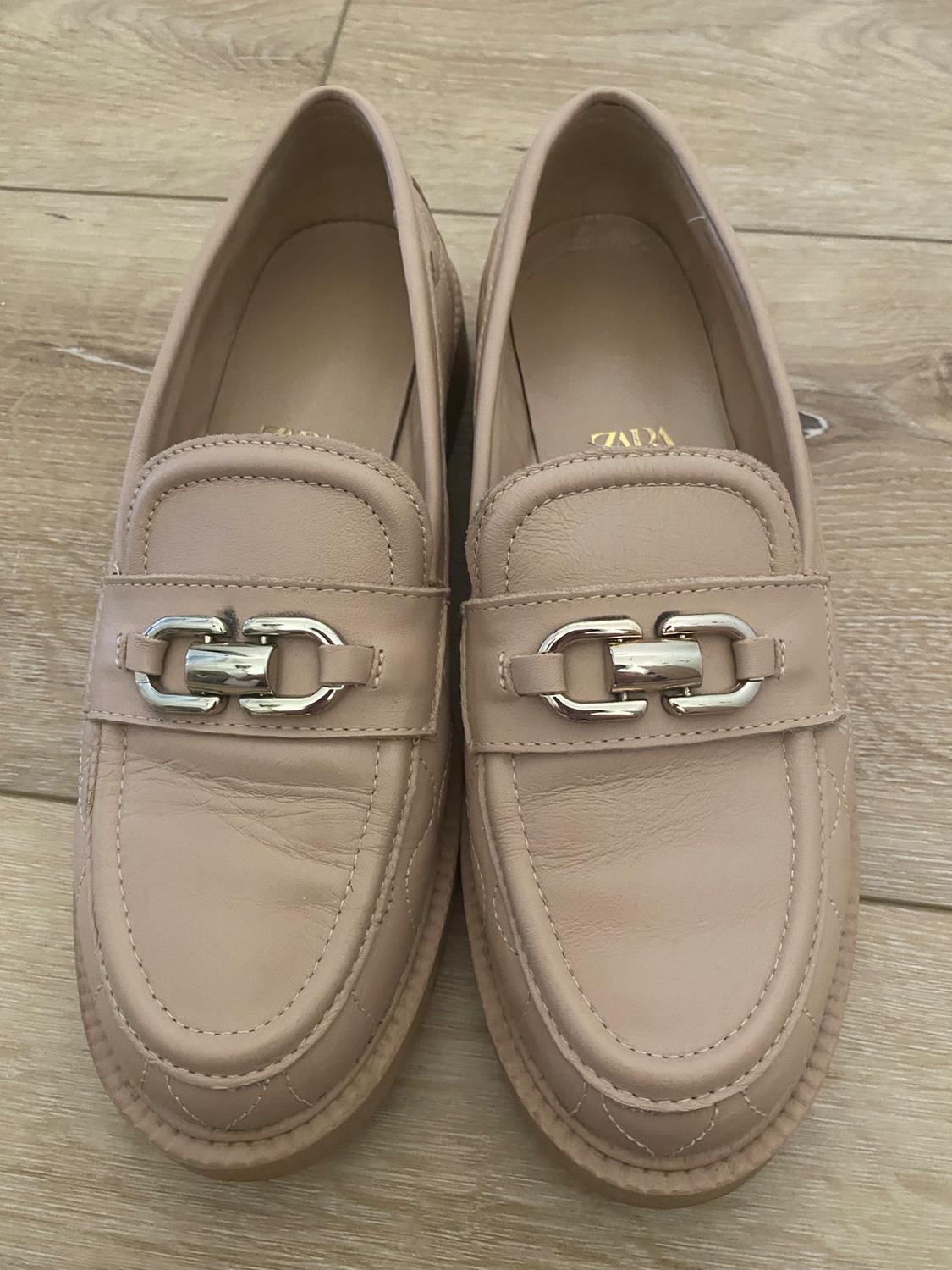 QUILTED METAL BUCKLE LEATHER LOAFERS - Image 2