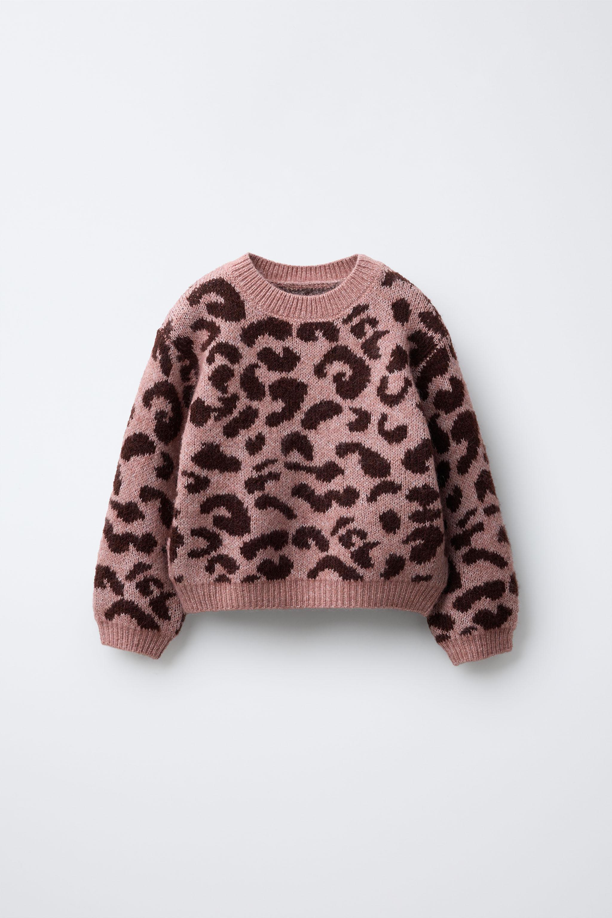 ANIMAL PRINT KNIT SWEATER