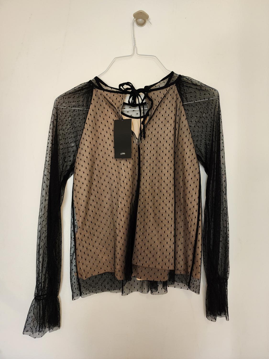 BLACK SWISS DOTED TOP - Image 3