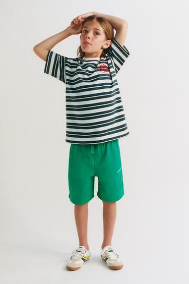 RAISED SLOGAN PLUSH BERMUDA SHORTS - Mid-green by Zara
