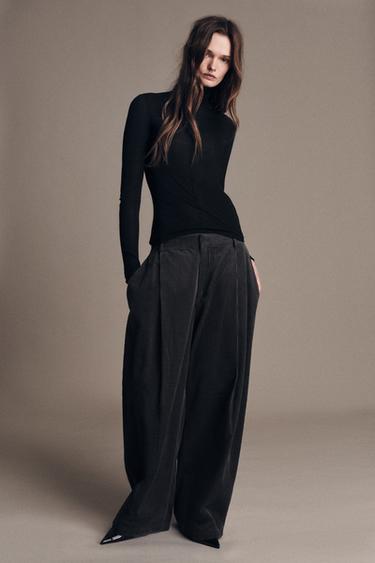 WOOL KNIT HIGH NECK JUMPER - Black by Zara