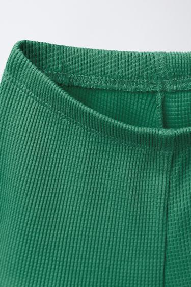 CONJUNTO CAMISETA Y BERMUDA WAFFLE LISO - Verde de Zara