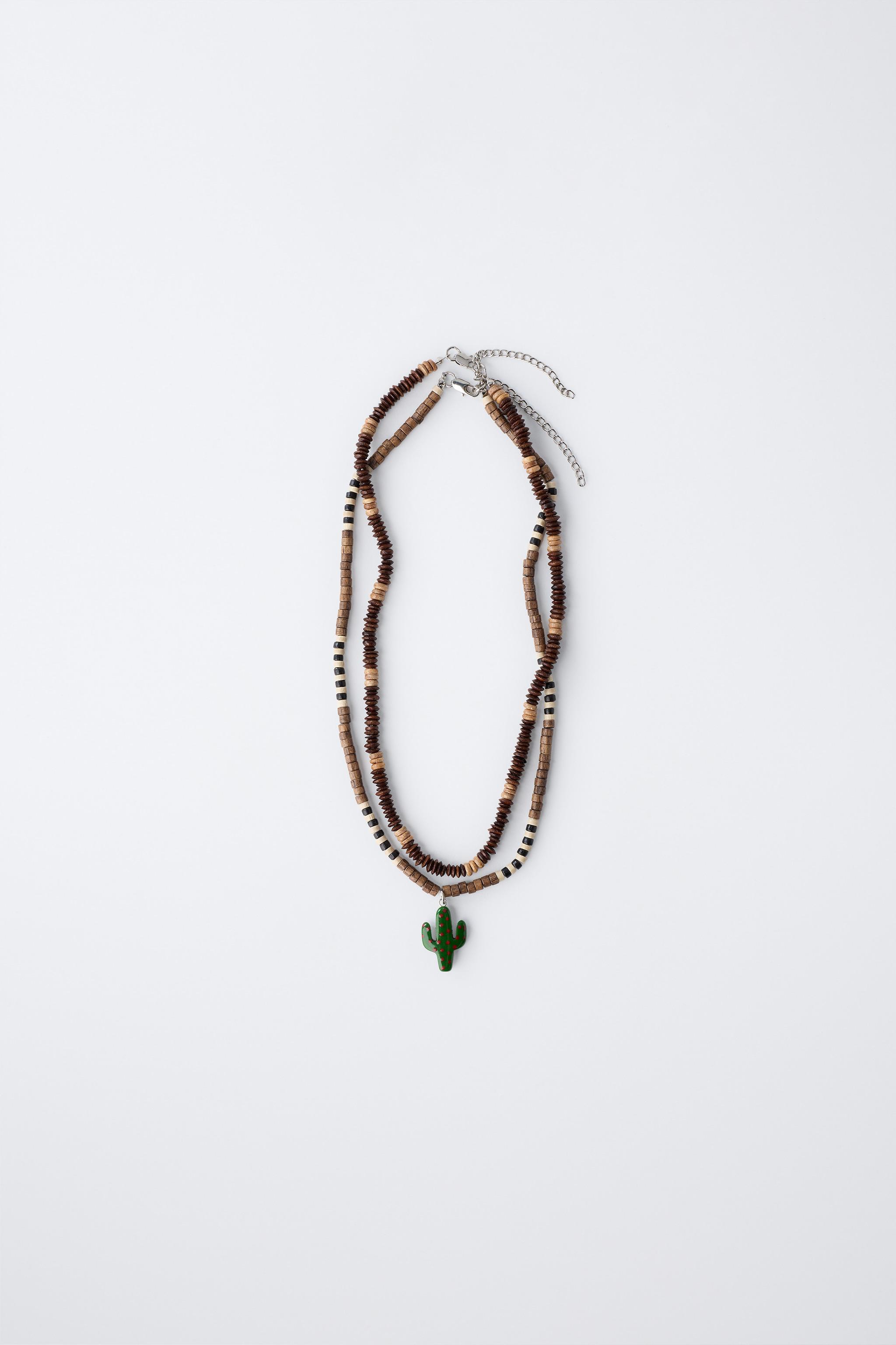 LOT DE DEUX COLLIERS FANTAISIE EN BOIS CACTUS