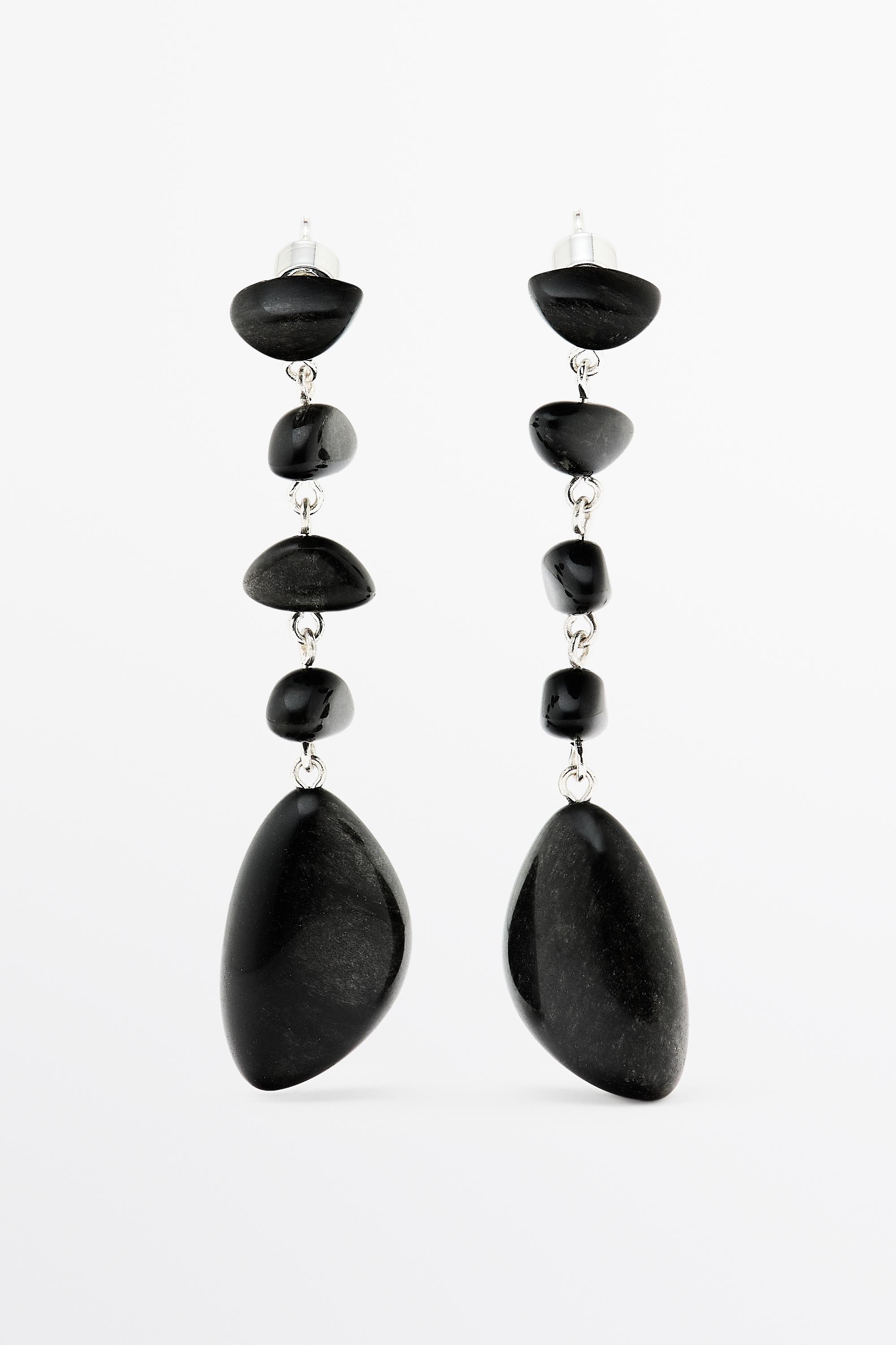 Gemstone dangle earrings — Black