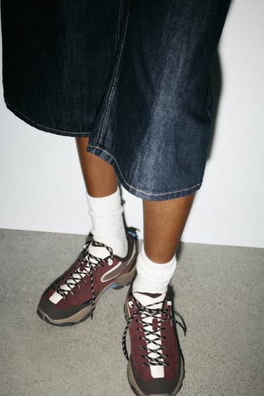 ELASTIC TRAINERS - Burgundy Red by Zara