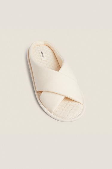 CHAUSSONS OUVERTS À L’ARRIÈRE ET À L’AVANT - Beige clair de Zara - Image 4