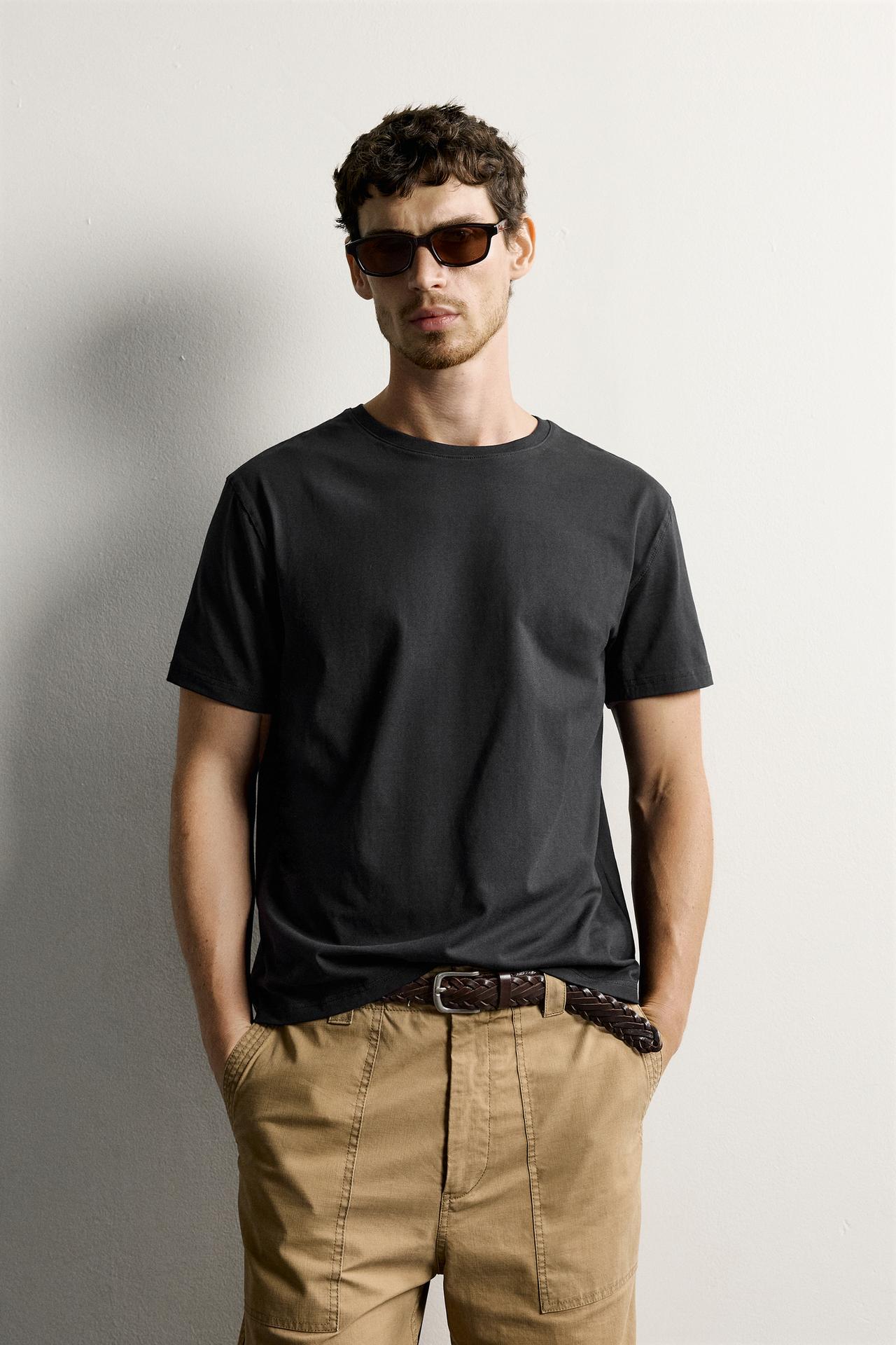 BASIC MEDIUM WEIGHT T-SHIRT /02 — Black