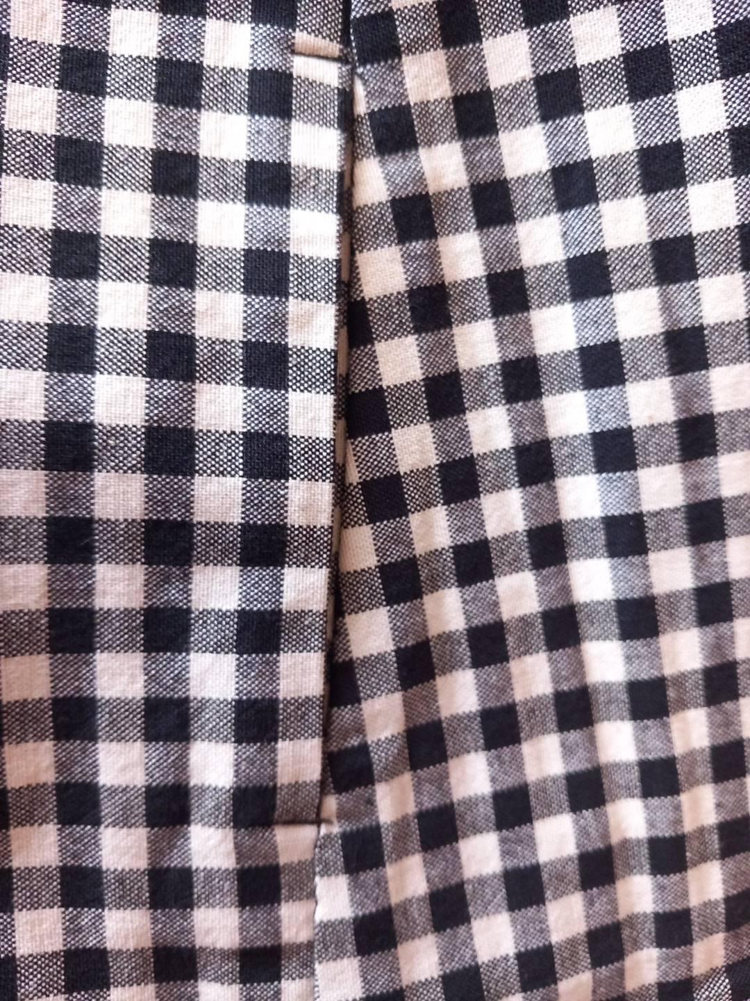 SHORTS VITA ALTA A QUADRETTI BIANCO/NERO. - Image 7