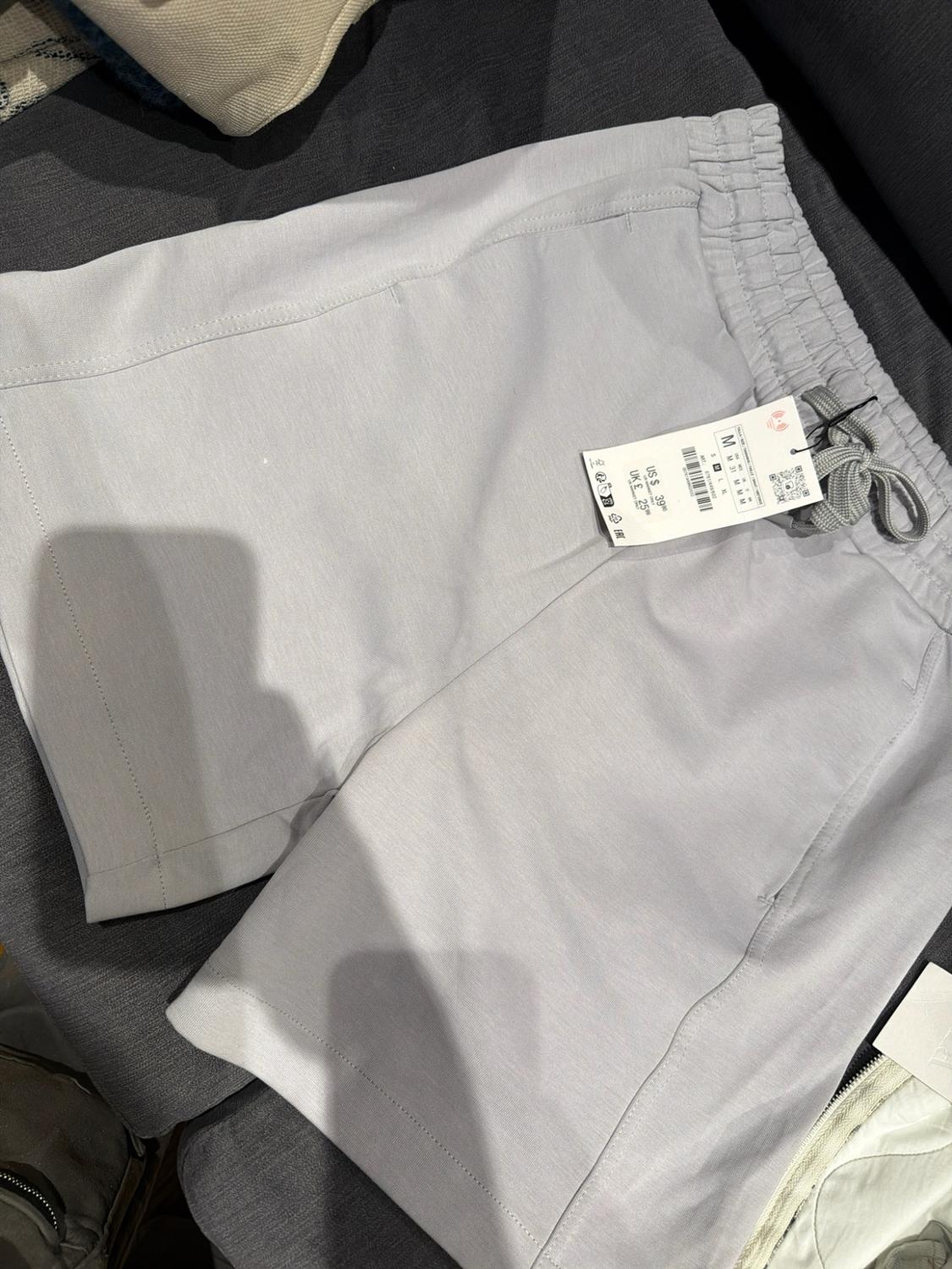 DENSE JOGGER SHORTS - Image 3