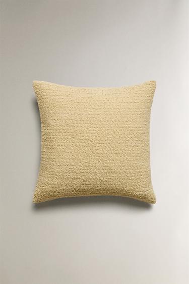 Zara WAVY WOOL BLEND THROW PILLOW COVER - Vanilla - Image 0