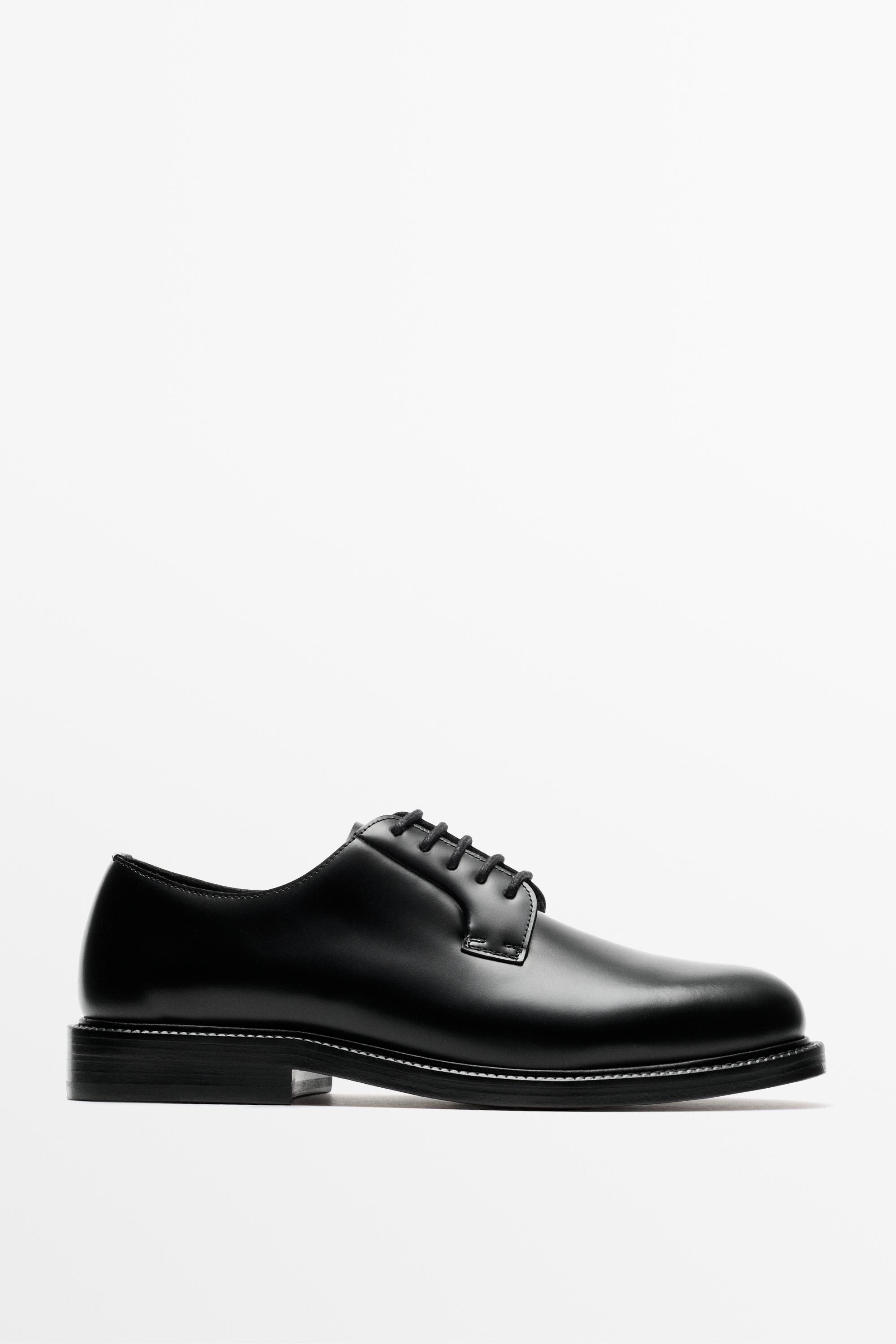 Leather dress blucher shoe