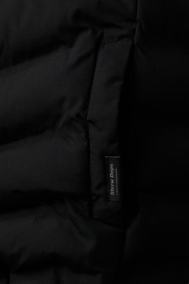 DOUDOUNE SANS MANCHES ULTRA-LÉGÈRE À CAPUCHE DÉPERLANTE - Noir de Zara - Image 6