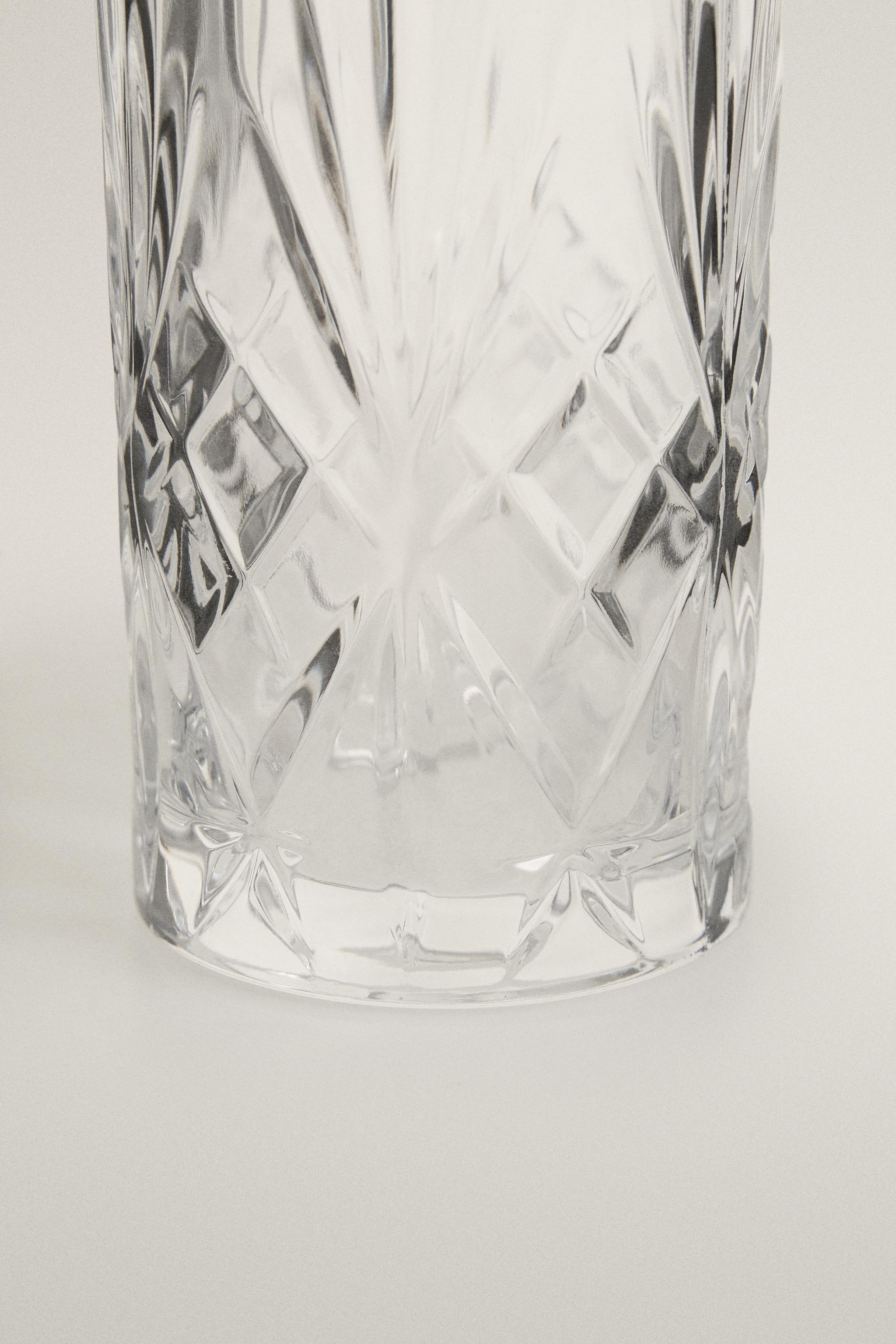 TALL TUMBLER WITH RAISED DESIGN