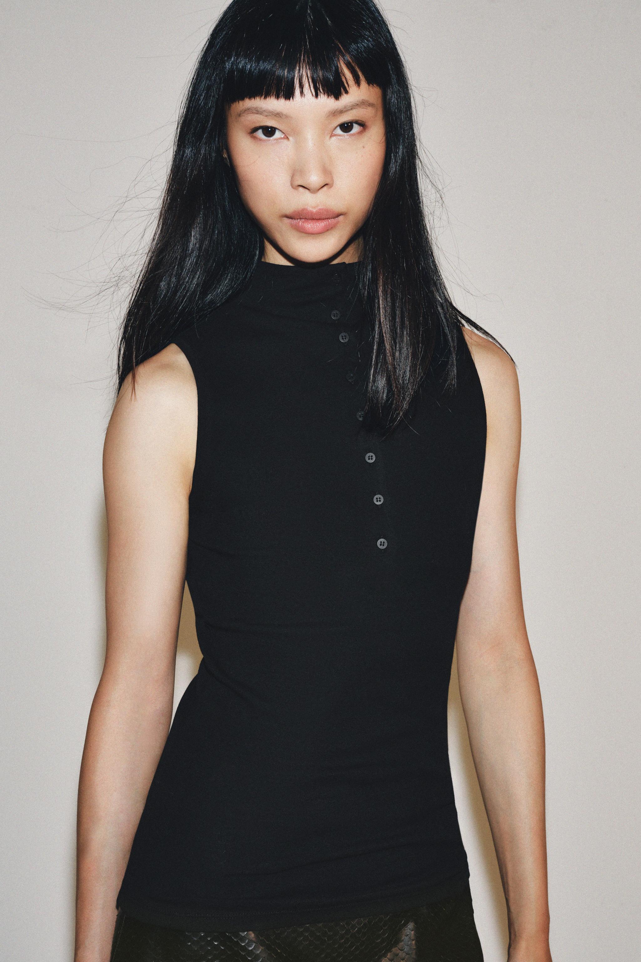 BUTTON-FRONT HIGH NECK TOP — Black