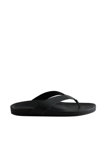 THONG-TOE LEATHER SANDALS - Black by Zara