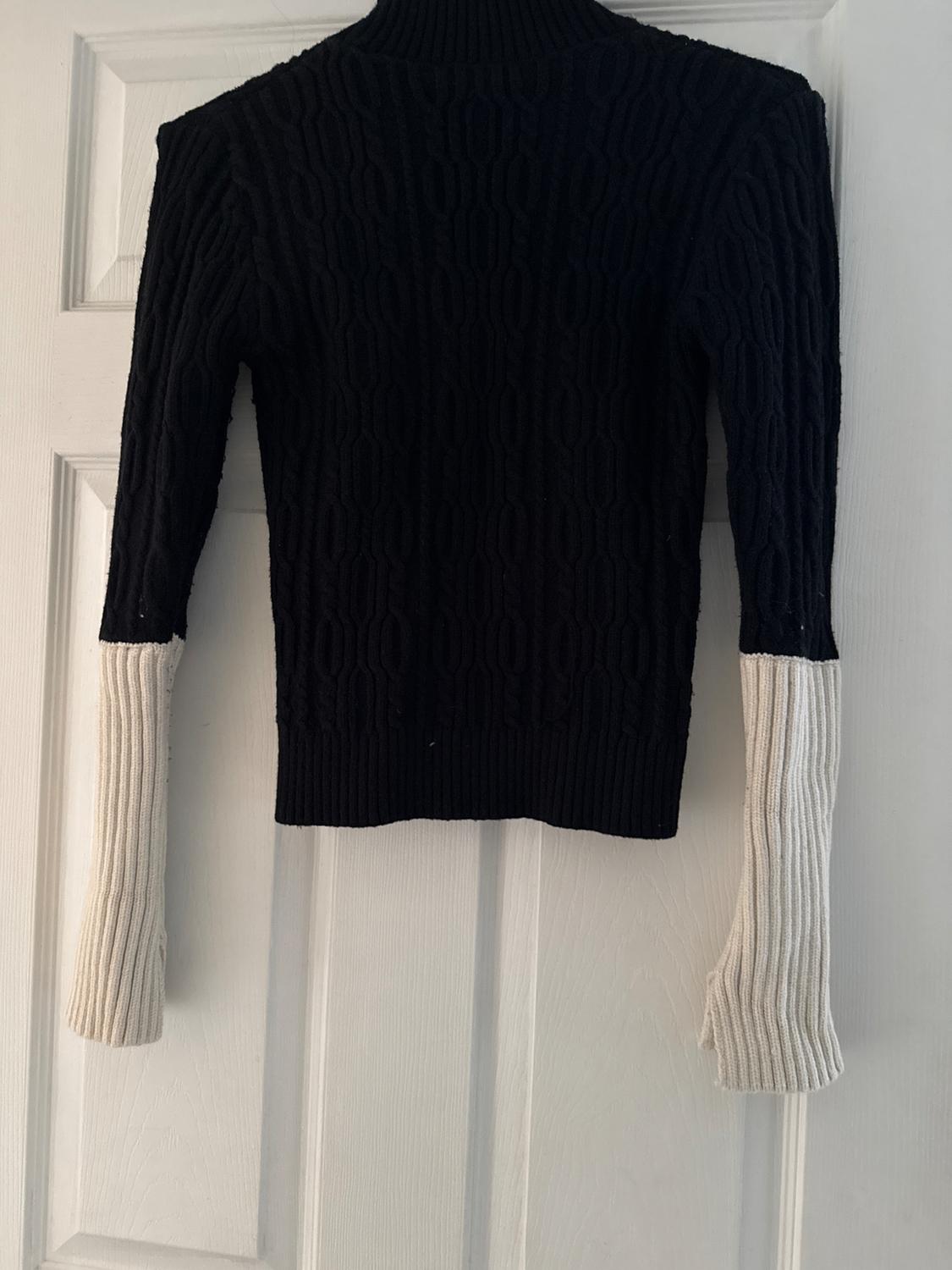 CABLE KNIT SWEATER - Image 3